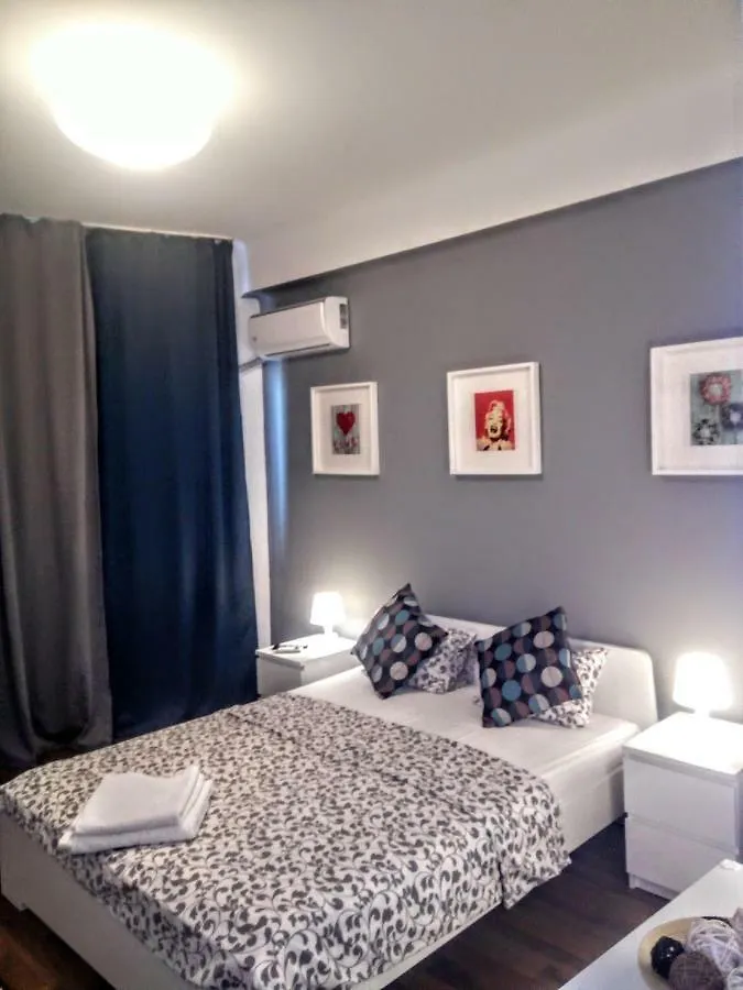 Central Bright Modern Studio Bucharest Romania